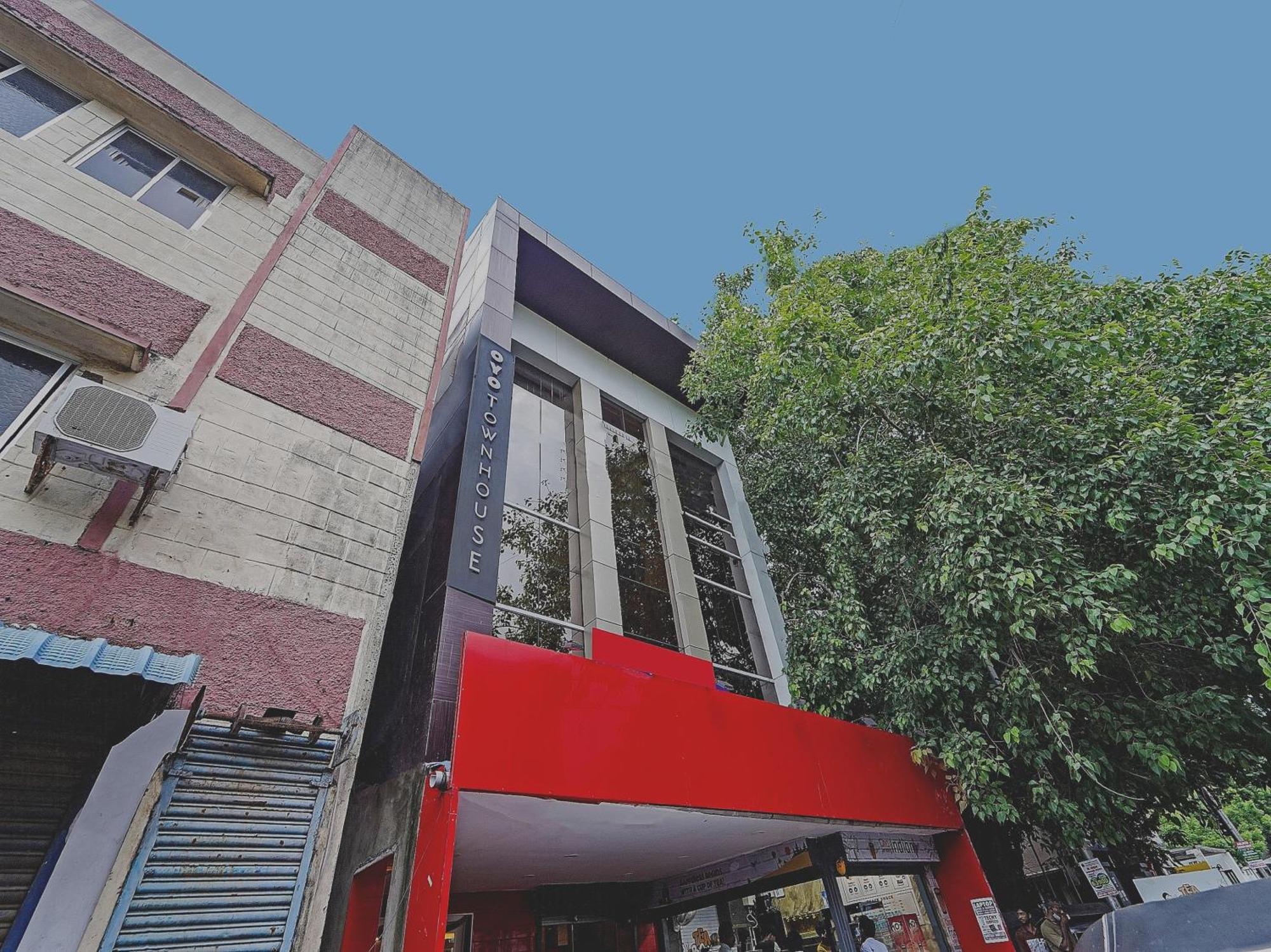 Townhouse Anna Salai Hotell Chennai Eksteriør bilde